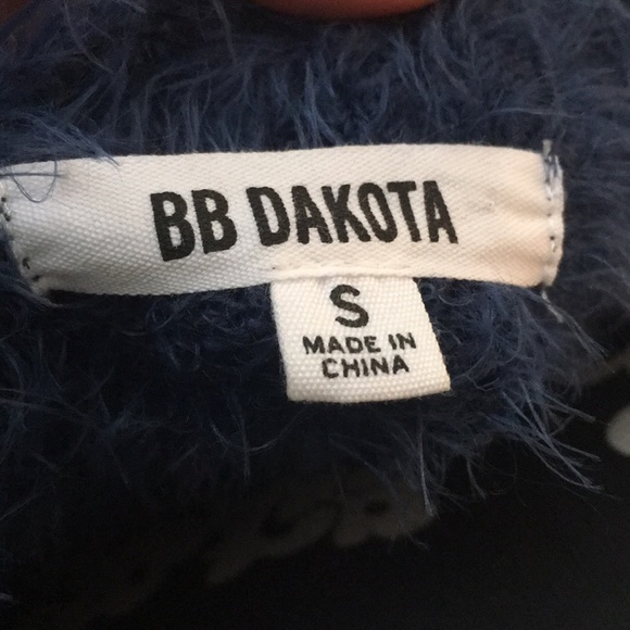 Top - Picture 3 of 3